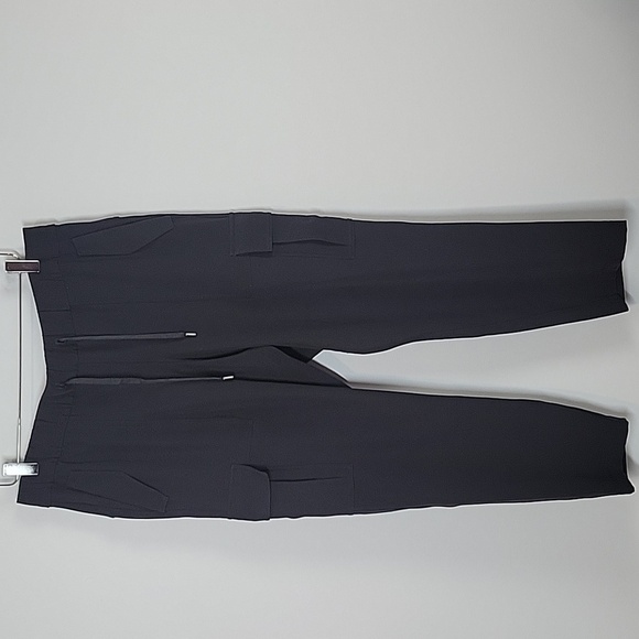 Lululemon Ready Set Cargo Pants Black sz 12 - Picture 1 of 10